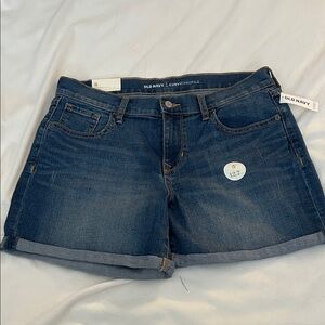 Old Navy “nwt” Blue Denim Shorts Sz 8 curvy